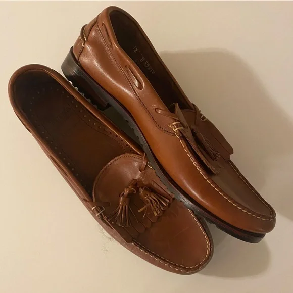 NWOT Allen Edmonds Dellwood Leather Tassel Men’s Loafers Allen Edmonds Dellwood Men Brown Leather Tassle Loafer Shoe  main image 3